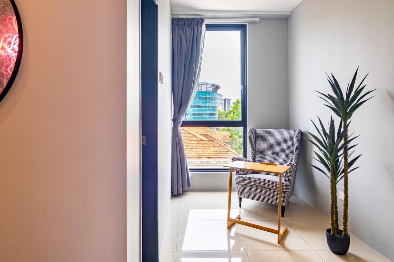 Scott Signature Suites By Alv Джордж Таун Екстериор снимка
