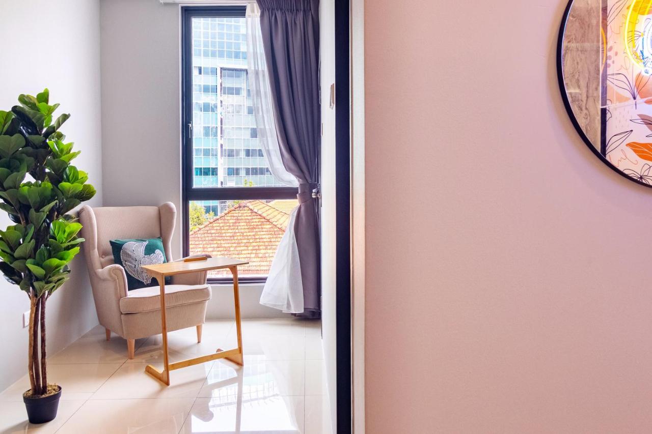 Scott Signature Suites By Alv Джордж Таун Екстериор снимка